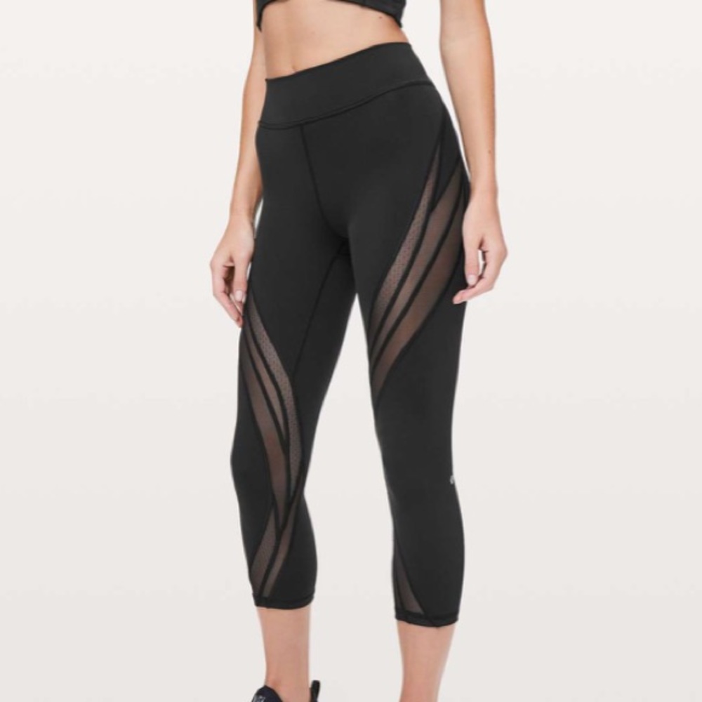 Lululemon Never Still- Size 4